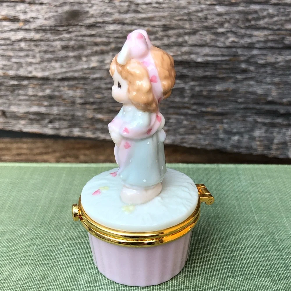 Precious Moments Pink and Gold Trinket Box tooth fairy Pill box Sad eyes Hinged - Picture 5 of 10